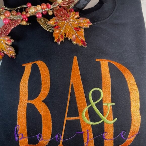 sweatshirt - Picture 2 of 3